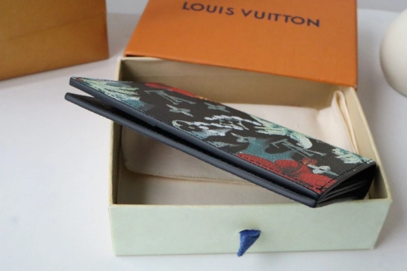 LV Wallets 4178H-0052