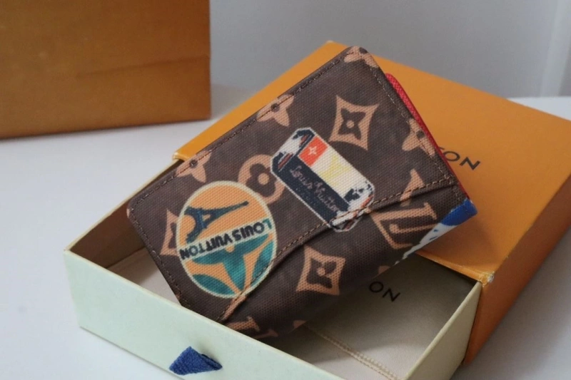 LV Wallets 4178H-0054