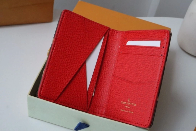 LV Wallets 4178H-0054