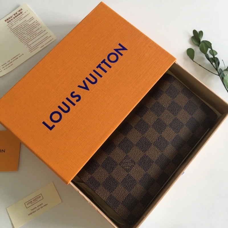 LV Wallets 4178H-0064