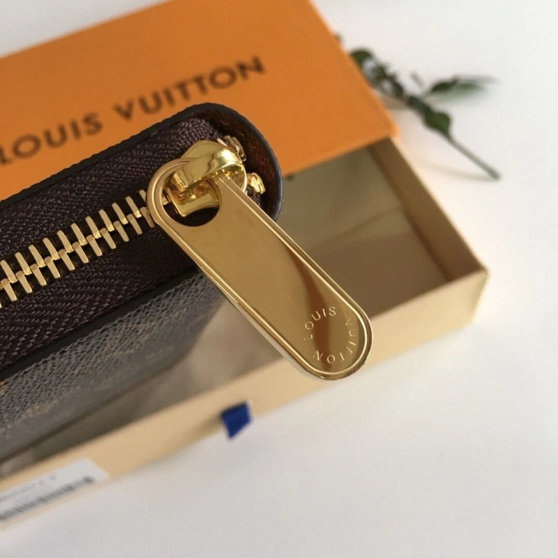 LV Wallets 4178H-0065