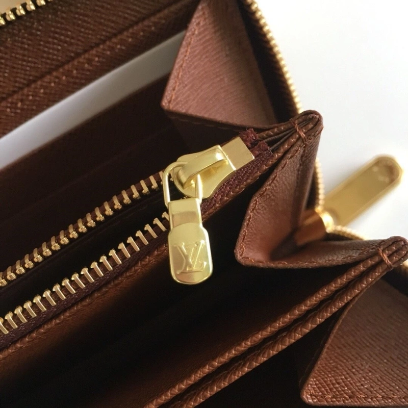 LV Wallets 4178H-0065