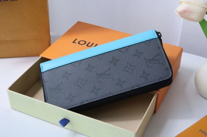 LV Wallets 4178H-0090