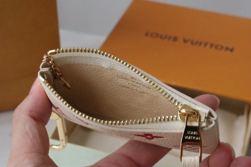 LV Wallets 4178H-0097