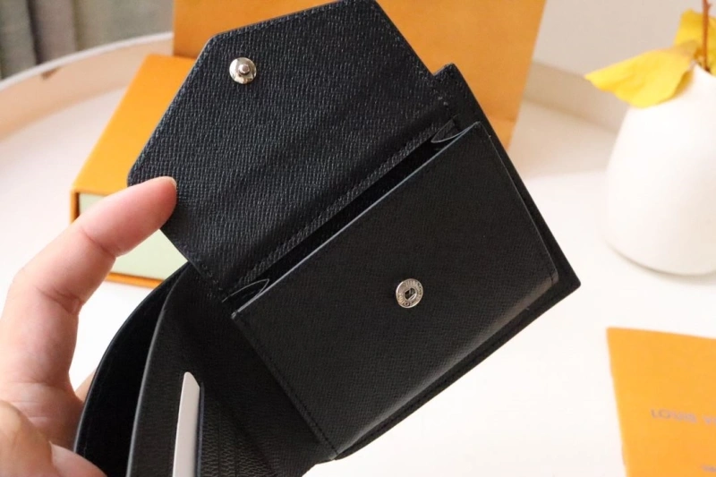 LV Wallets 4178H-0105