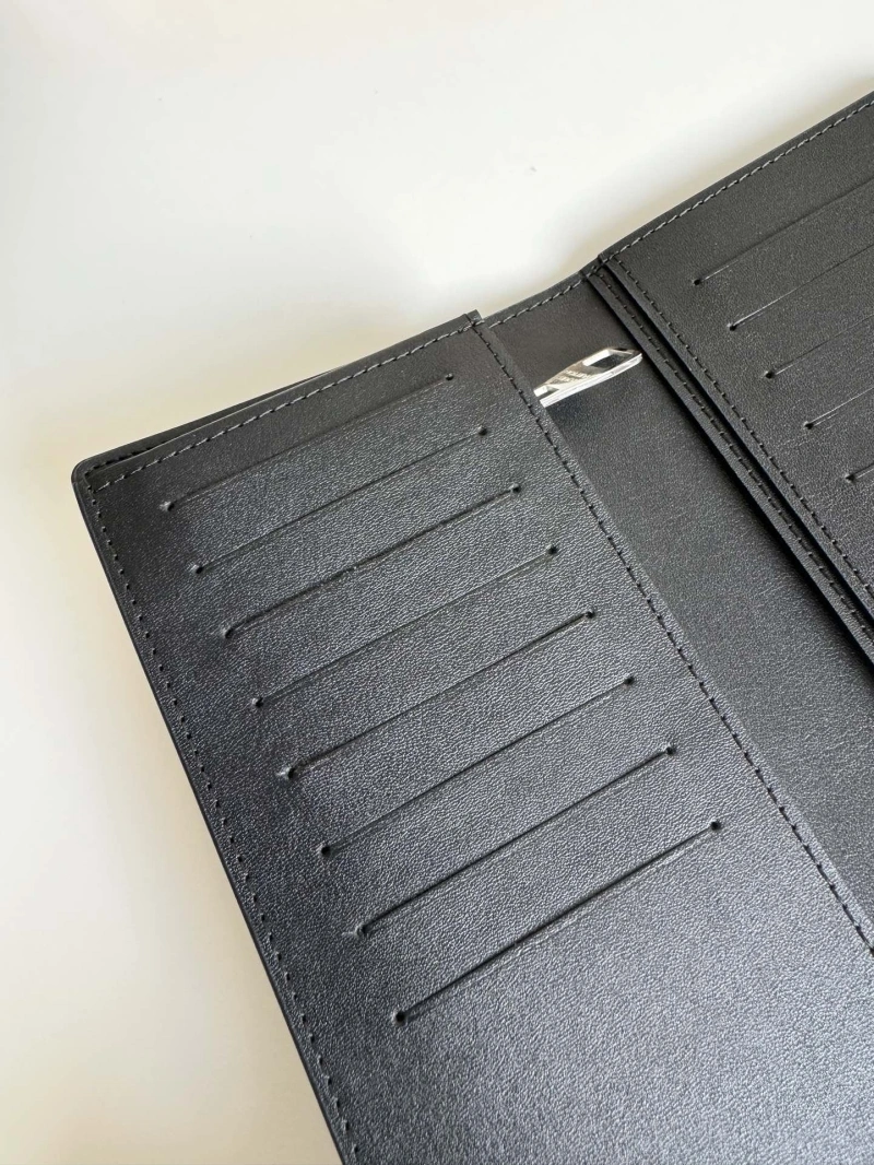 LV Wallets 4178H-0125