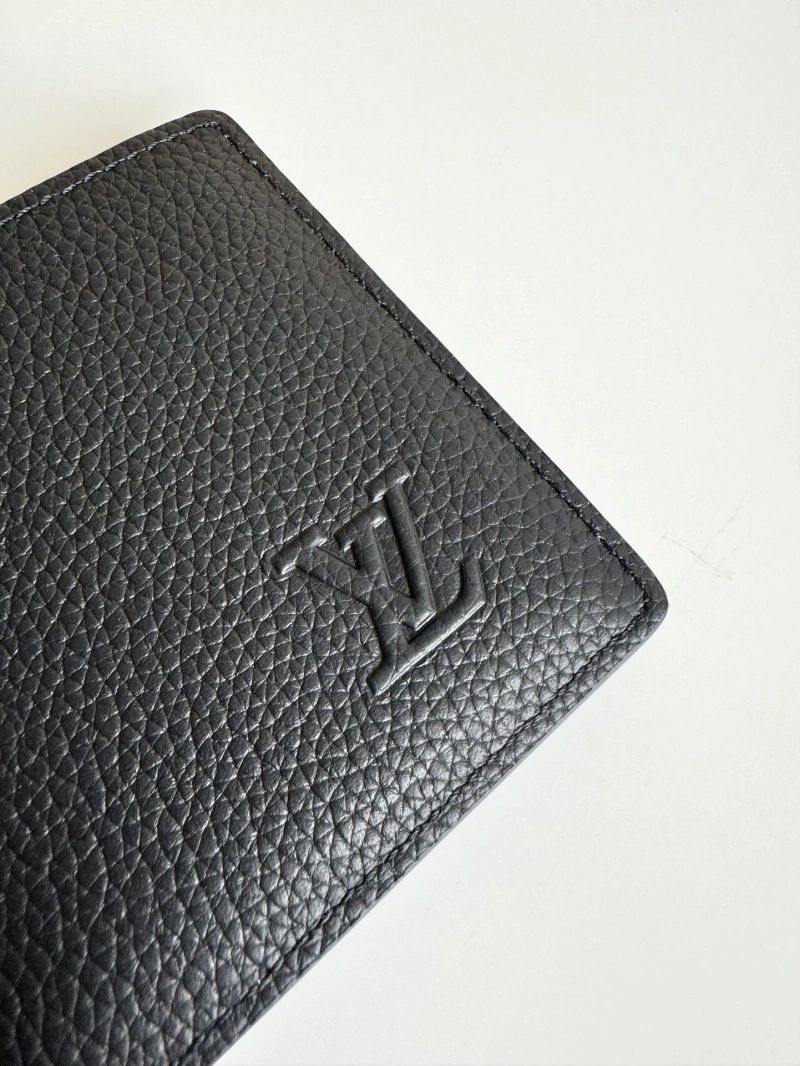 LV Wallets 4178H-0126