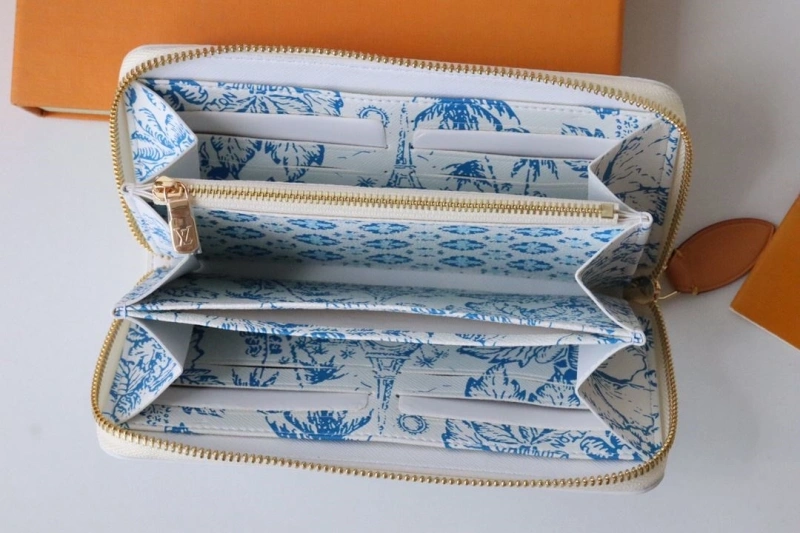 LV Wallets 4178H-0136