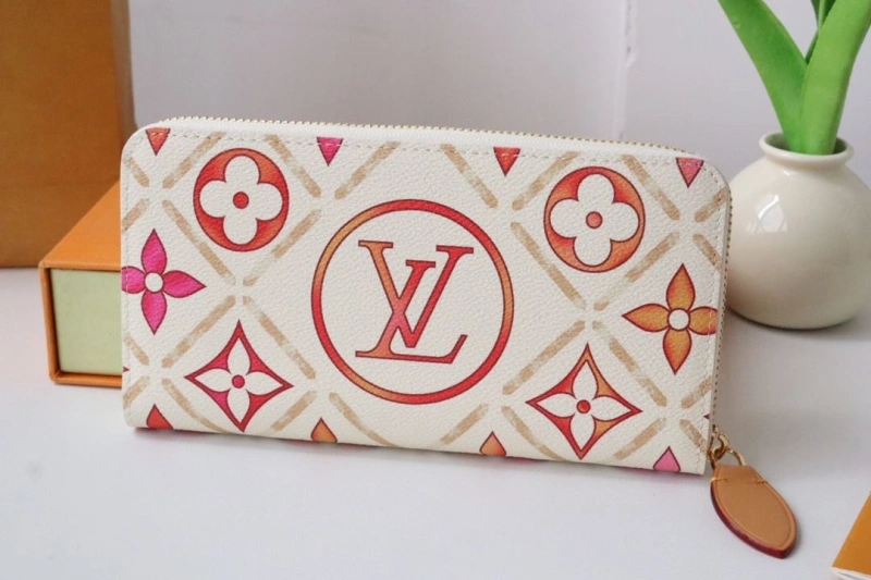 LV Wallets 4178H-0137