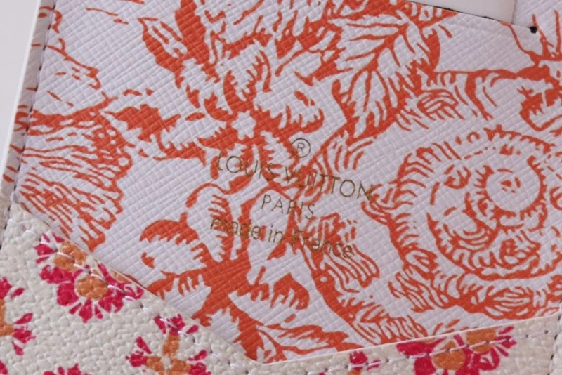 LV Wallets 4178H-0143