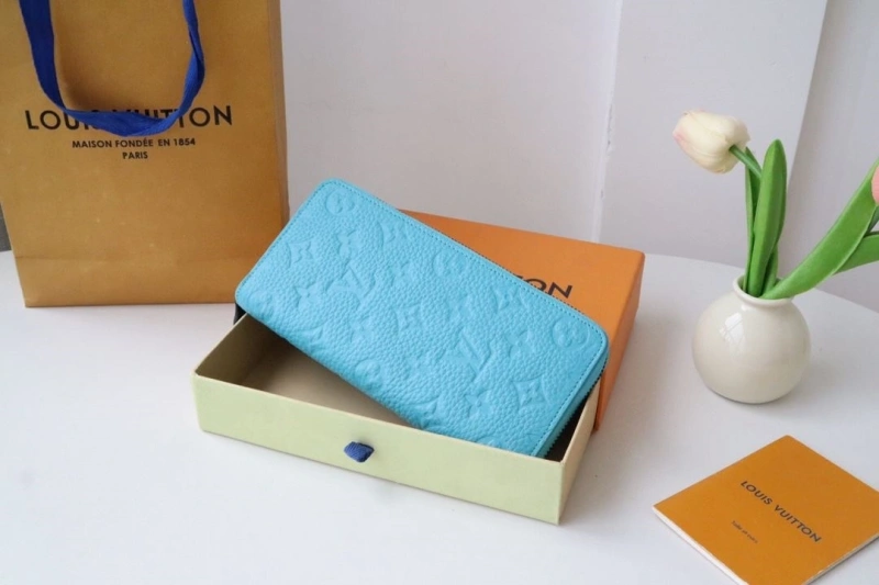 LV Wallets 4178H-0160