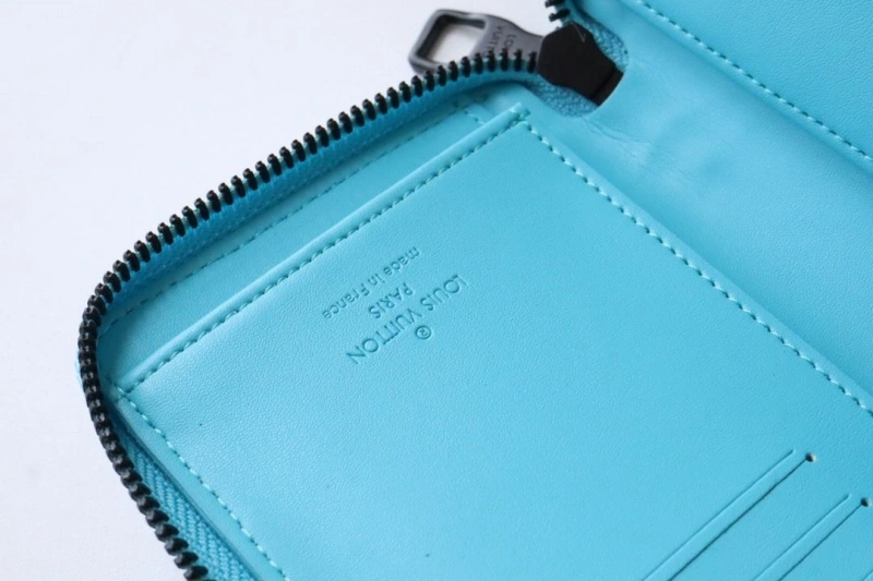 LV Wallets 4178H-0160