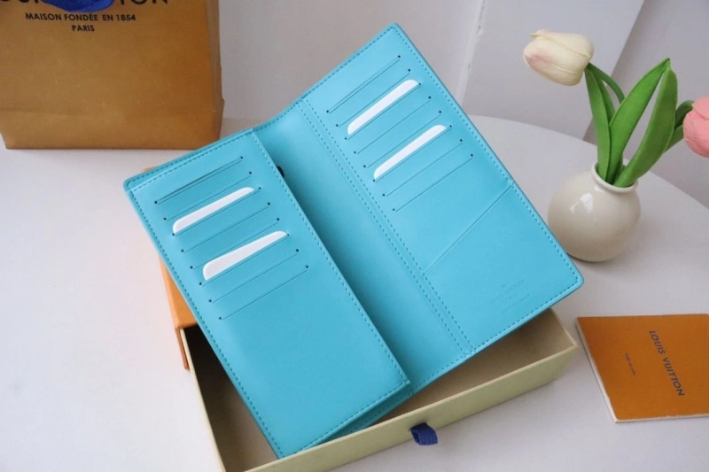 LV Wallets 4178H-0162