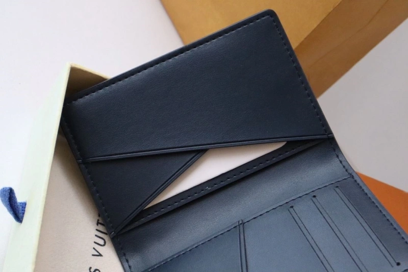 LV Wallets 4178H-0167