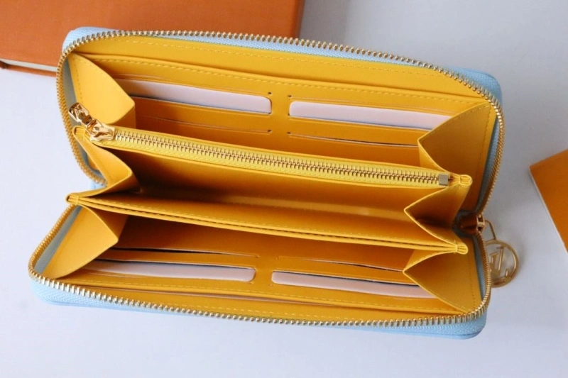 LV Wallets 4178H-0173