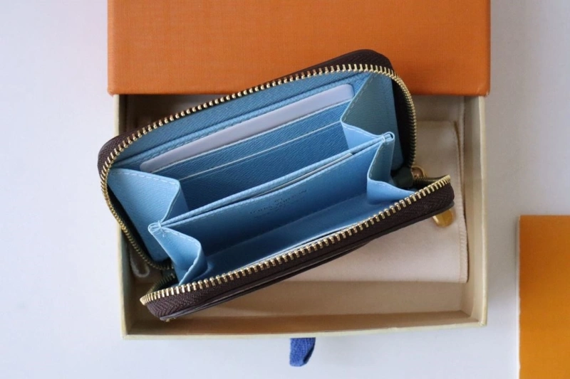 LV Wallets 4178H-0175