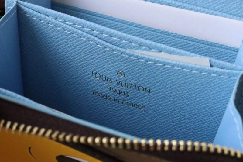 LV Wallets 4178H-0175