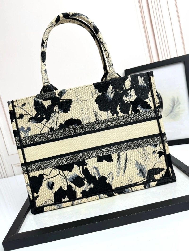 Dior Shopping Bags 4180F-0076