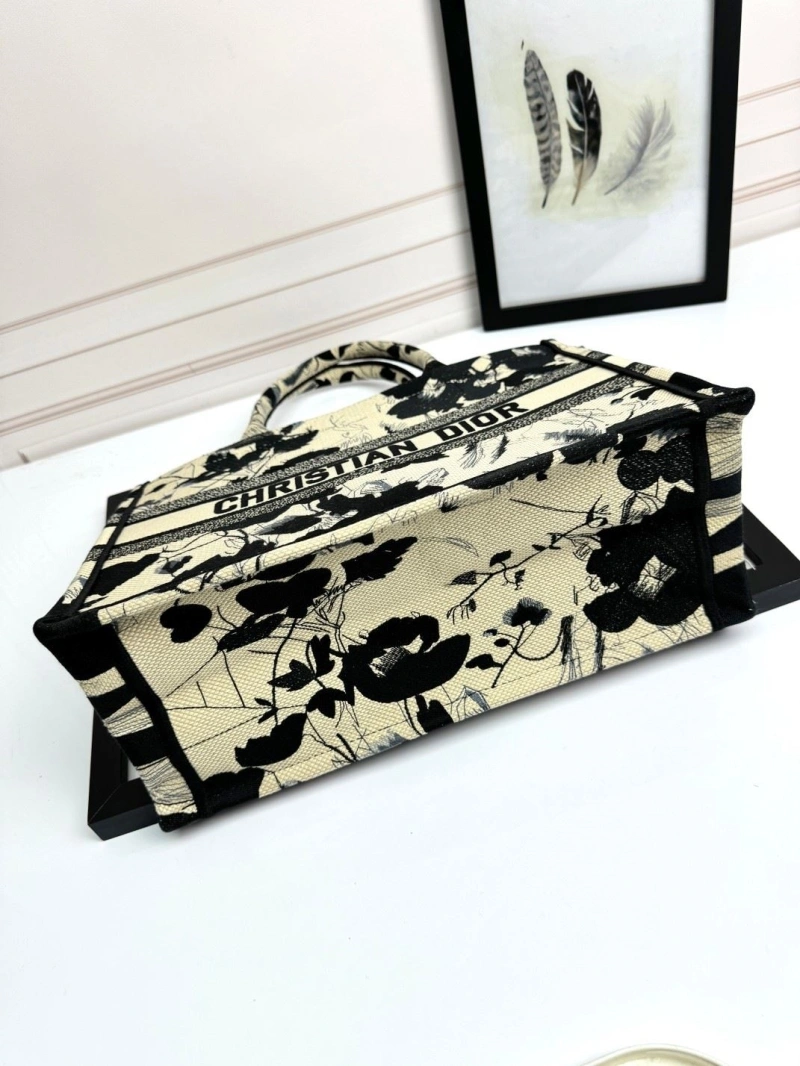 Dior Shopping Bags 4180F-0076