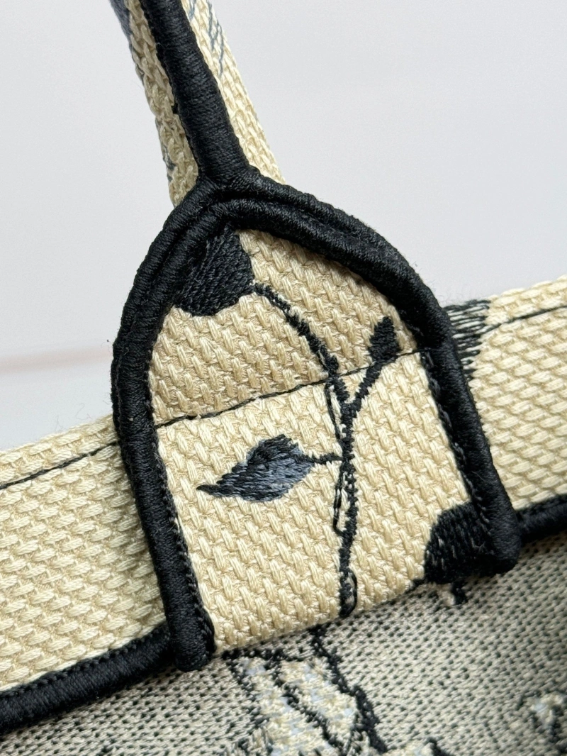 Dior Shopping Bags 4180F-0076