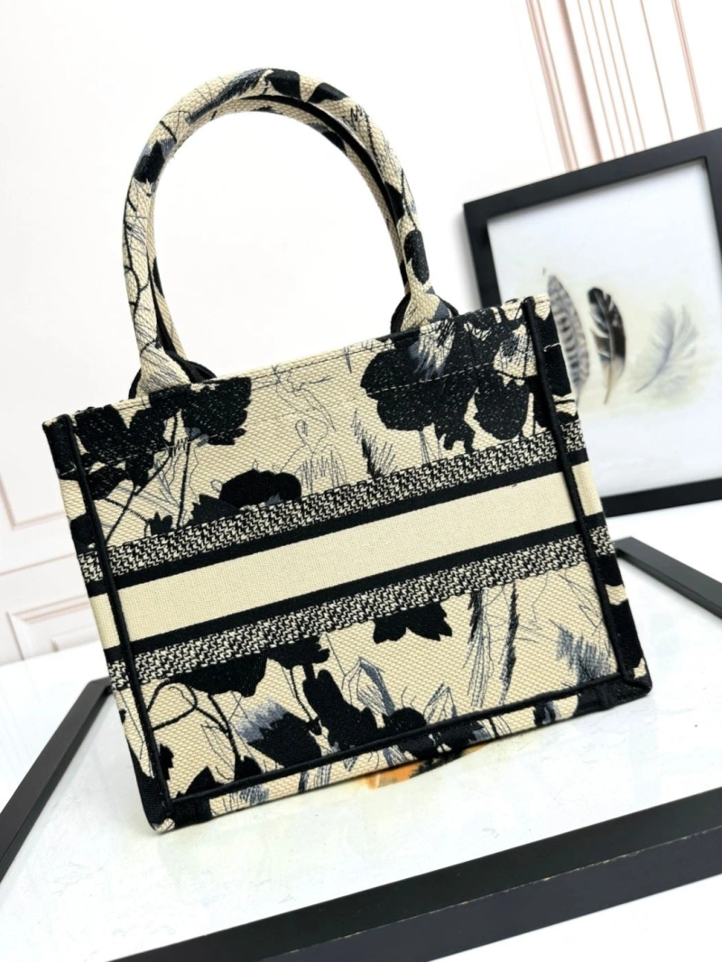Dior Shopping Bags 4180F-0077