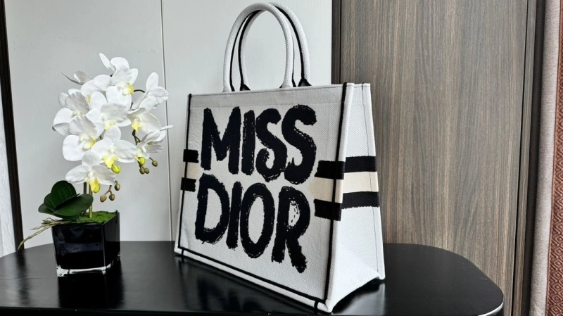 Dior Shopping Bags 4180F-0229