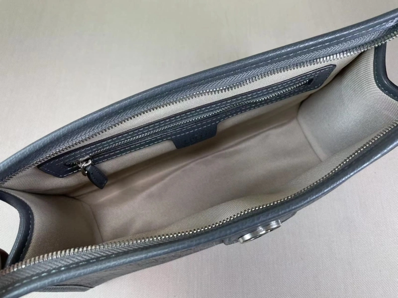 Gucci Clutch Bags 4186-0101