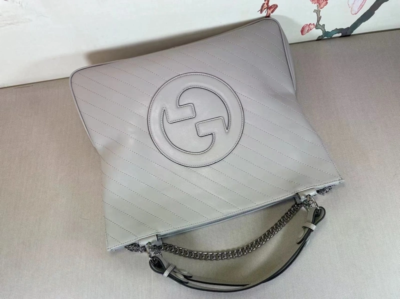 Gucci Top Handle Bags 4186-0136