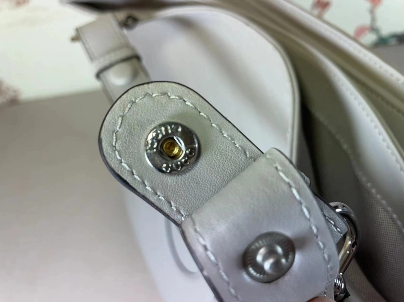 Gucci Top Handle Bags 4186-0136