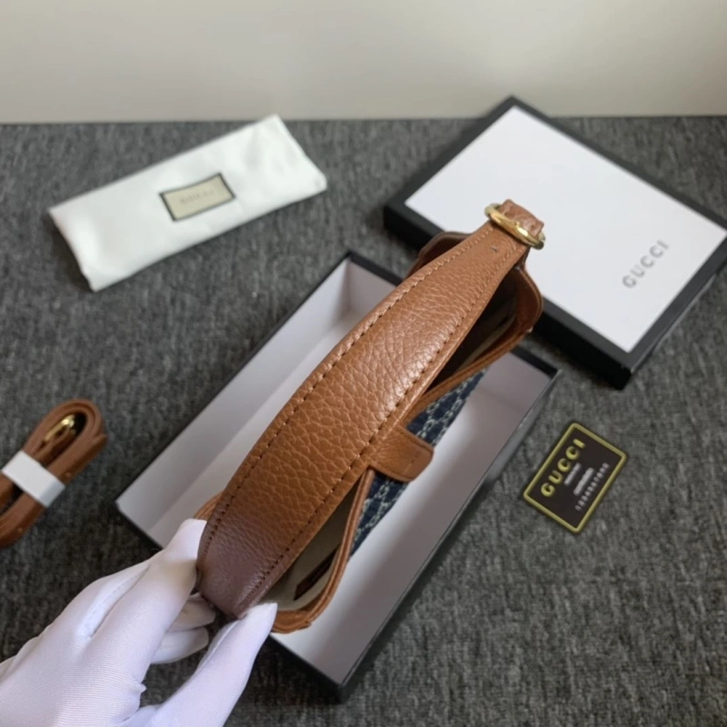 Gucci Top Handle Bags 4186-0259