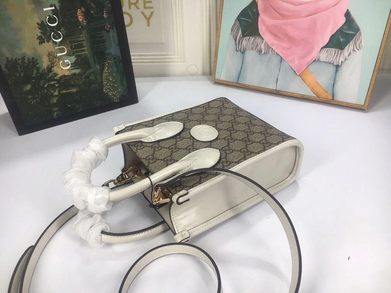 Gucci Top Handle Bags 4186-0326