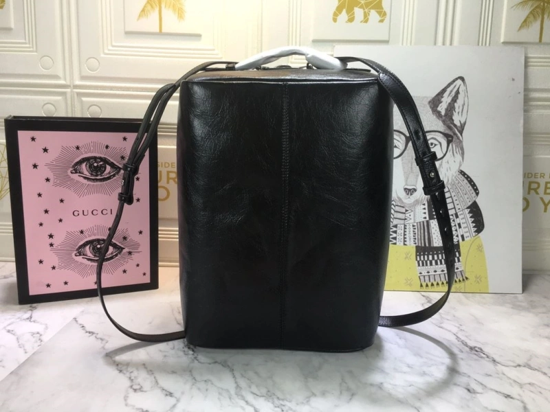 Gucci Backpacks 4186-0389