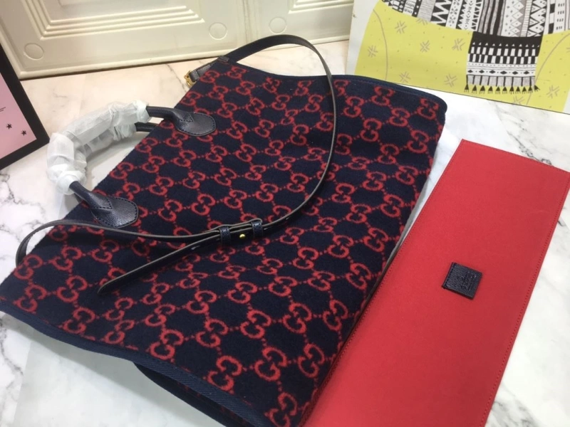 Gucci Shopping Bags 4186-0392