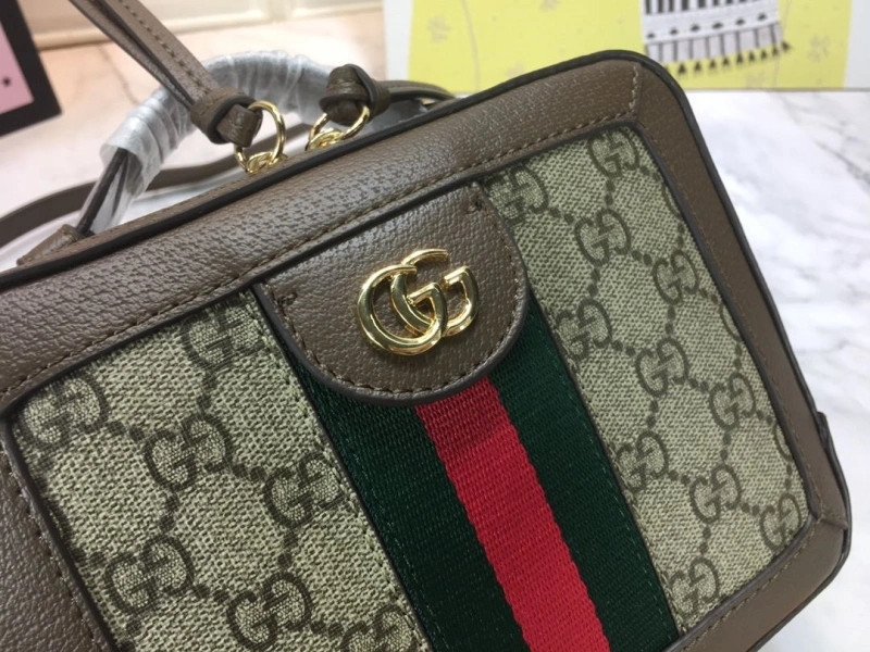 Gucci Cosmetic Bags 4186-0400