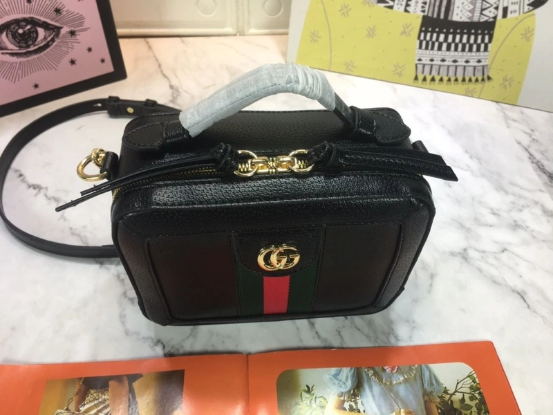 Gucci Cosmetic Bags 4186-0402