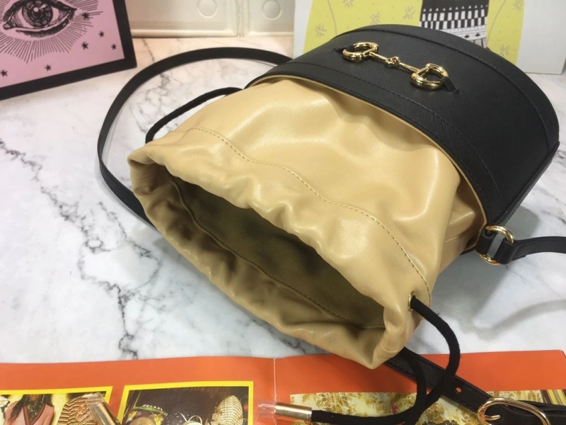 Gucci Bucket Bags 4186-0481