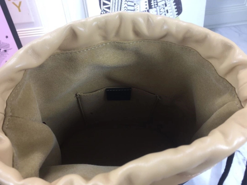 Gucci Bucket Bags 4186-0481