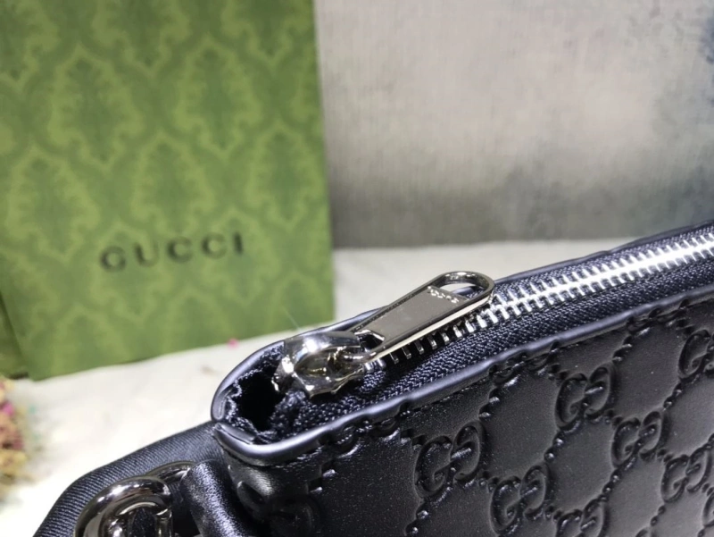 Gucci Clutch Bags 4186-0561