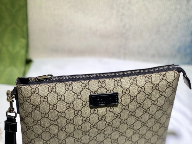 Gucci Clutch Bags 4186-0565