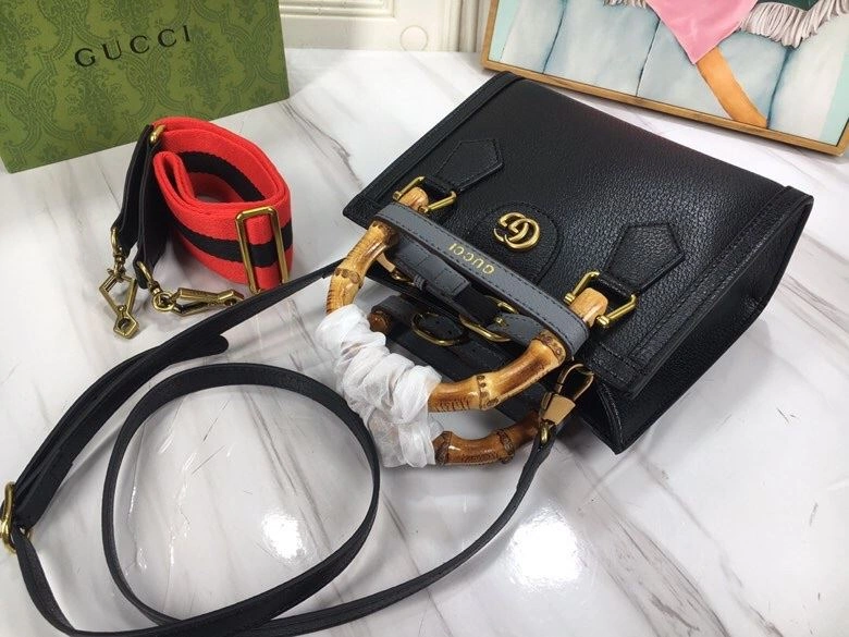 Gucci Shopping Bags 4186-0611