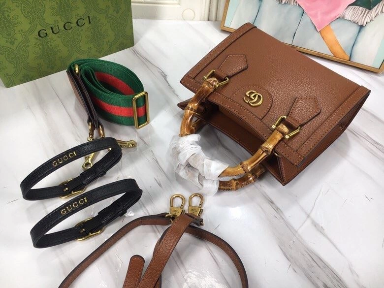 Gucci Shopping Bags 4186-0613