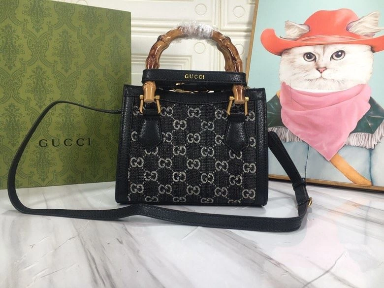 Gucci Shopping Bags 4186-0617