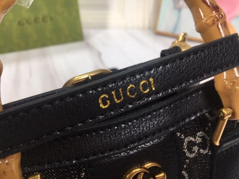 Gucci Shopping Bags 4186-0617