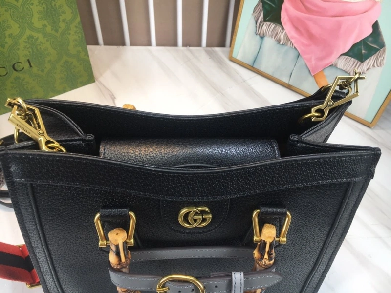 Gucci Shopping Bags 4186-0618