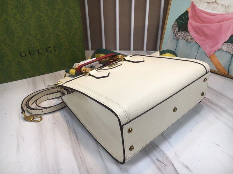 Gucci Shopping Bags 4186-0624