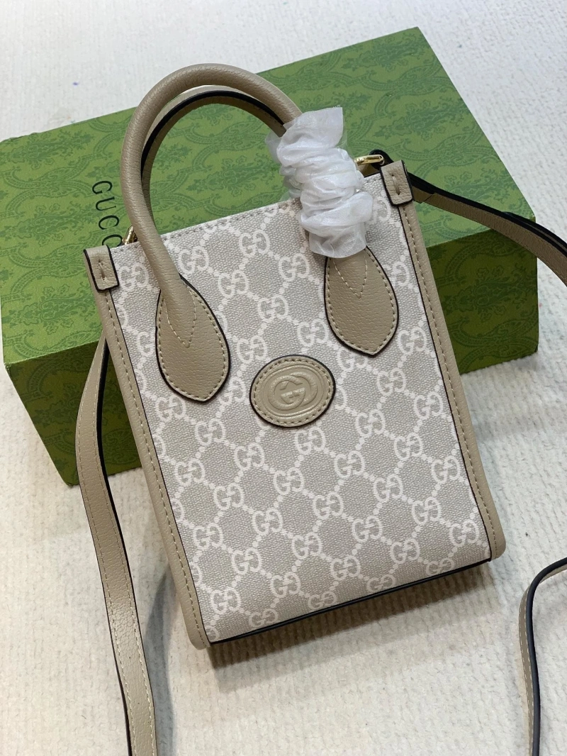 Gucci Top Handle Bags 4186-0702