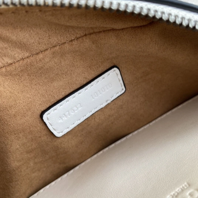 Gucci Satchel Bags 4189A-0027