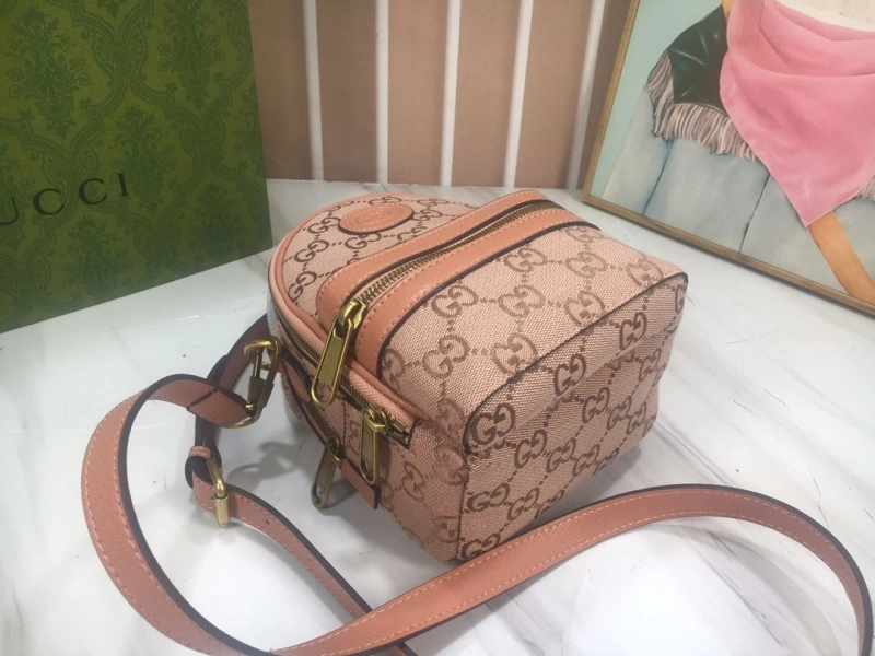 Gucci Backpacks 4189A-0155