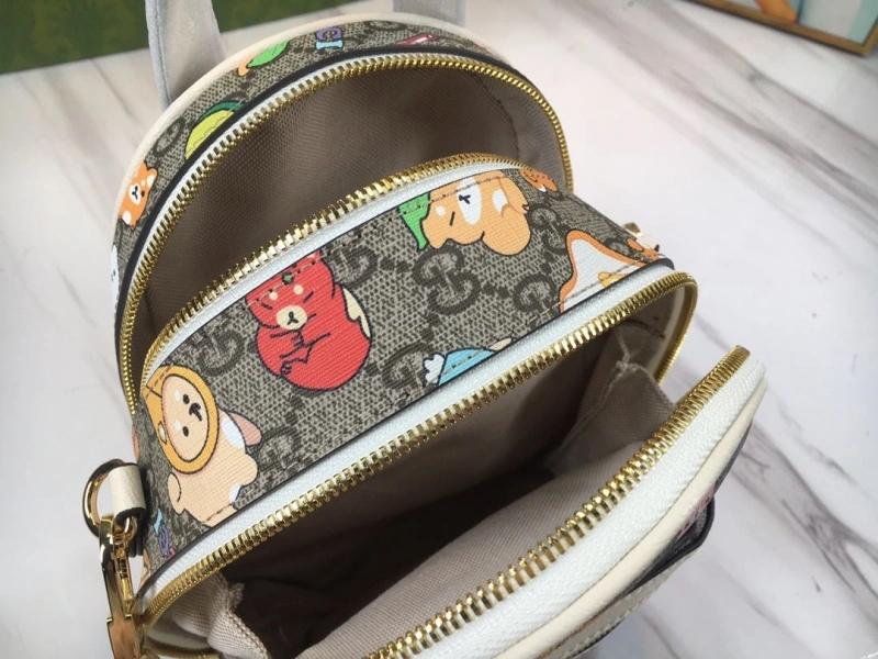 Gucci Backpacks 4189A-0241