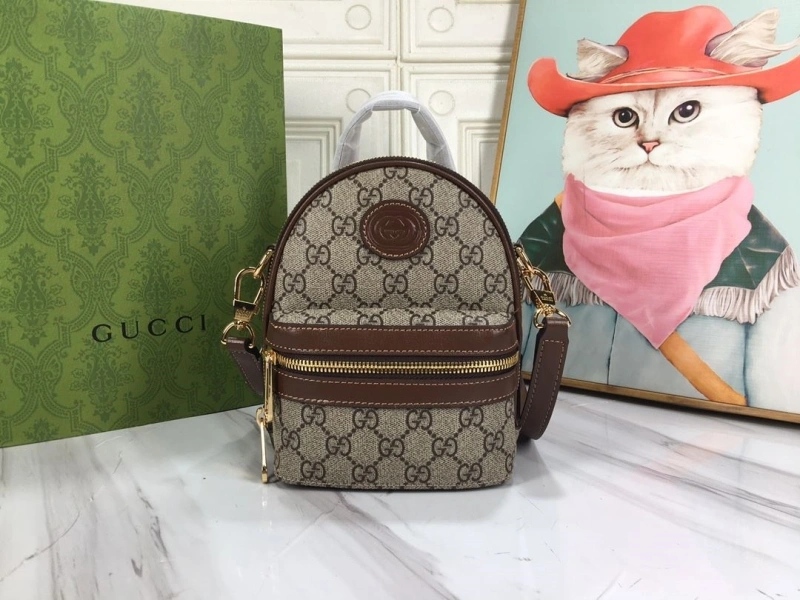 Gucci Backpacks 4189A-0243